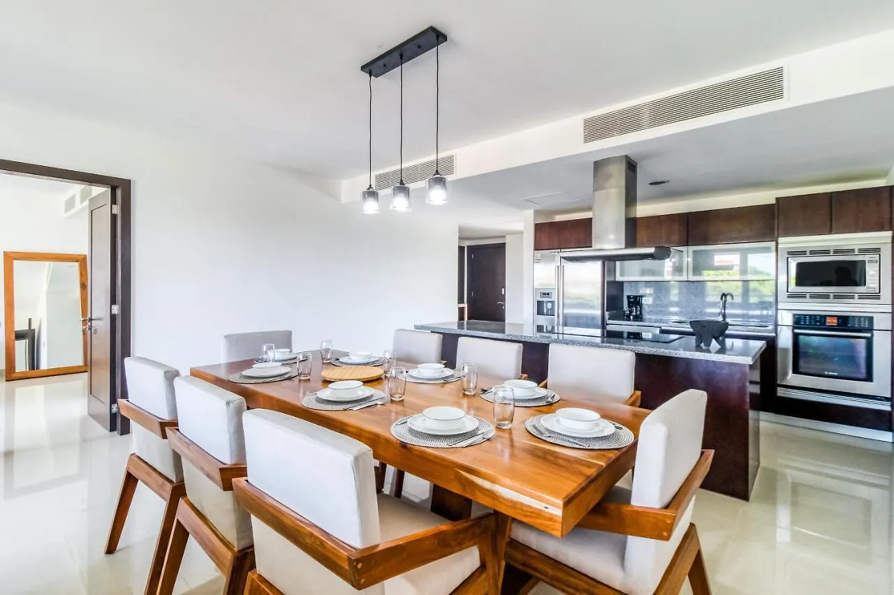 Sunset Condo 525 At Mareazul Playa del Carmen Apartment