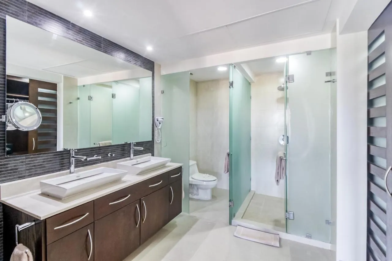 Sunset Condo 525 At Mareazul Playa del Carmen Apartment